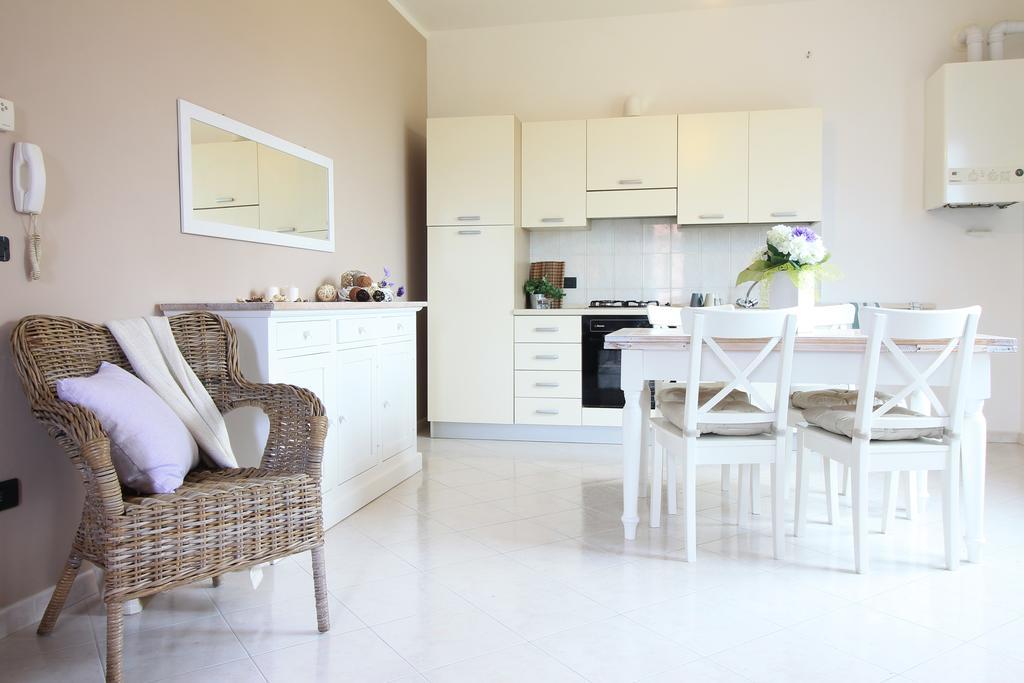 Il Borghetto Apartment San Lorenzo in Campo ภายนอก รูปภาพ